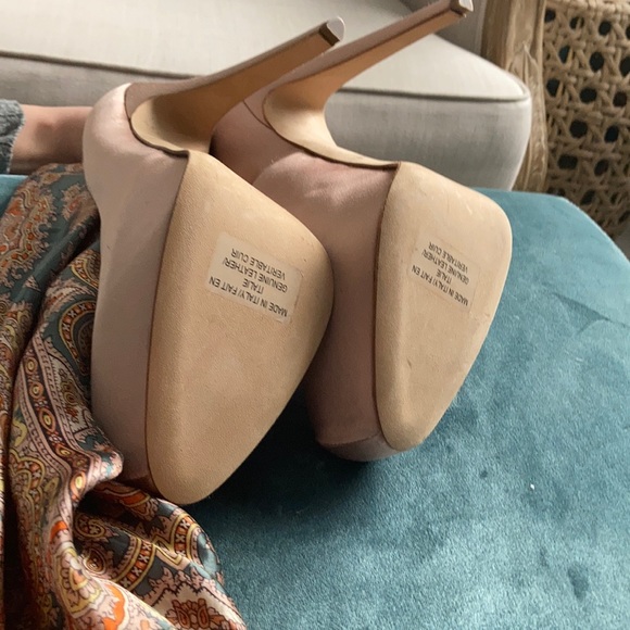 Brand new Brian Atwood pink satin platform pumps - Picture 3 of 4
